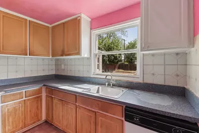 1022 Frienza Avenue, Sacramento, CA 95815 - Photo 16