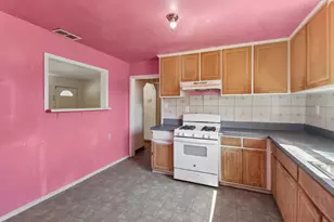 1022 Frienza Ave, Sacramento, CA 95815 - Photo 12