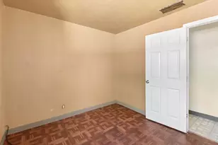 1022 Frienza Ave, Sacramento, CA 95815 - Photo 32