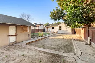 1022 Frienza Ave, Sacramento, CA 95815 - Photo 38