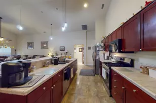 17 Walker Ranch Pkwy, Patterson, CA 95363 - Photo 10