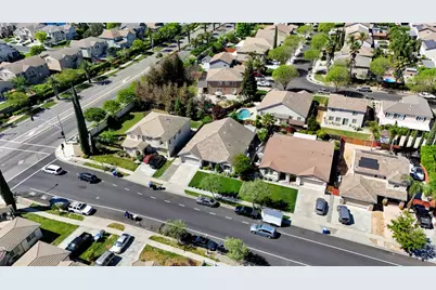17 Walker Ranch Parkway, Patterson, CA 95363 - Photo 34
