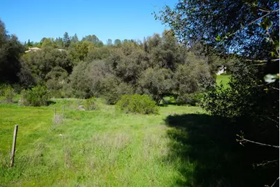 22674 W Hacienda Drive, Grass Valley, CA 95949 - Photo 16