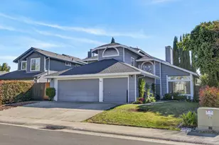 5645 Summit Dr, Rocklin, CA 95765 - Photo 2