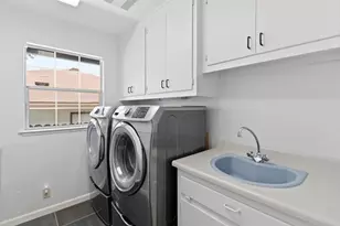 4823 Schuyler Dr, Carmichael, CA 95608 - Photo 32