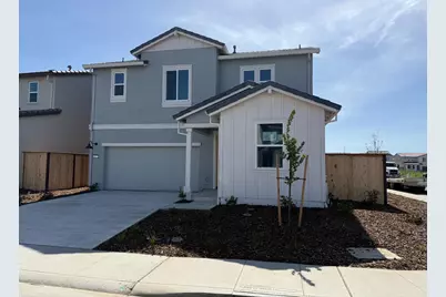 8132 Cadette Court, Elk Grove, CA 95757 - Photo 2