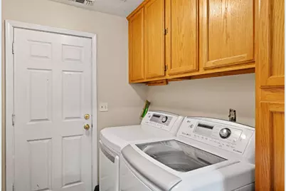 6 Coles Point Court, Sacramento, CA 95823 - Photo 16