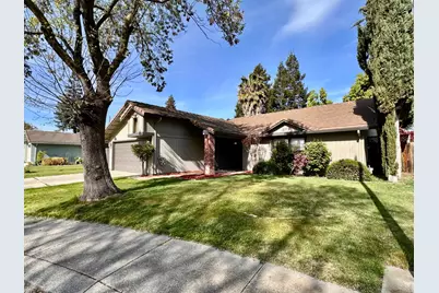 2915 Raintree Court, Stockton, CA 95219 - Photo 2