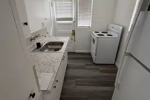 607 E Marshall St, Turlock, CA 95380 - Photo 6