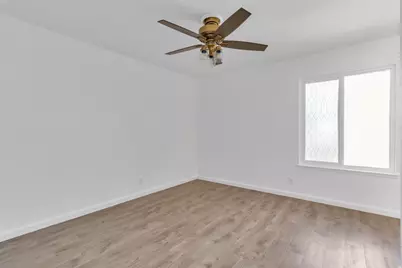 9104 Feather River Way, Sacramento, CA 95826 - Photo 18