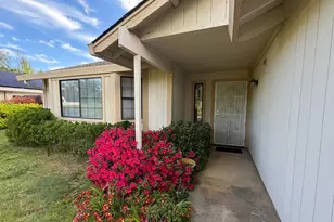 2881 Canterbury Cir, El Dorado Hills, CA 95762 - Photo 4