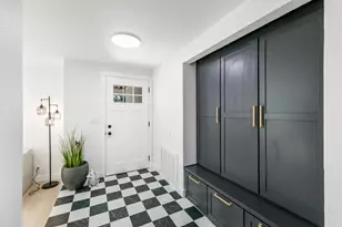 909 Regatta Dr, Sacramento, CA 95833 - Photo 8