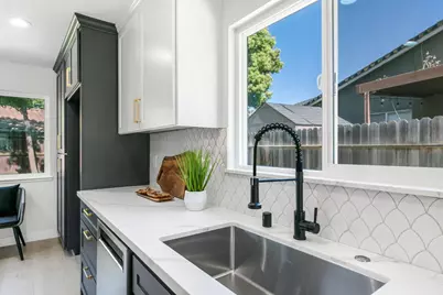 909 Regatta Drive, Sacramento, CA 95833 - Photo 18