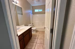 2940 Las Flores Cir, Los Banos, CA 93635 - Photo 4