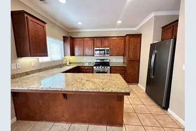 2940 Las Flores Circle, Los Banos, CA 93635 - Photo 10