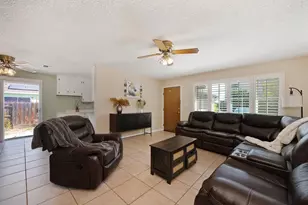 41 W Kavanagh Ave, Tracy, CA 95376 - Photo 4