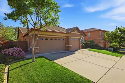 2069 Tracy Court, Folsom, CA 95630 - Photo 2