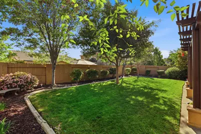 2069 Tracy Court, Folsom, CA 95630 - Photo 32