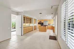 11225 Crocker Grove Ln, Gold River, CA 95670 - Photo 14