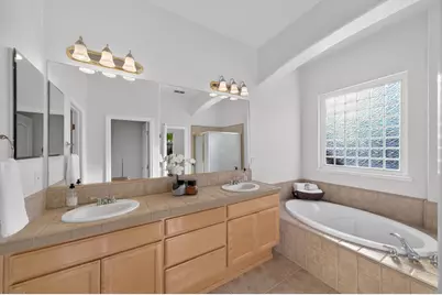 2033 Dorrington Drive, Roseville, CA 95661 - Photo 12