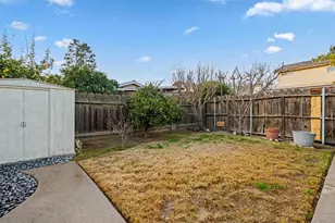 3913 Peacock Ln, Modesto, CA 95356 - Photo 18