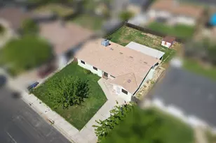 10840 Beverly Dr, Hanford, CA 93230 - Photo 32