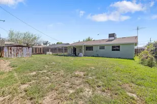 10840 Beverly Dr, Hanford, CA 93230 - Photo 28