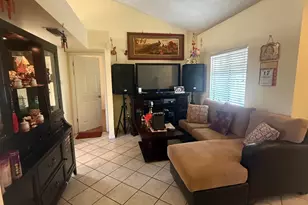 8118 Chateau Dr, Stockton, CA 95210 - Photo 12