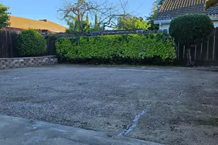 8118 Chateau Dr, Stockton, CA 95210 - Photo 4