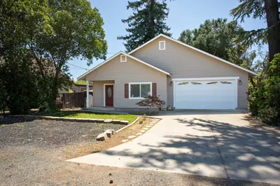 1835 Magnolia Street, Gridley, CA 95948 - Photo 2