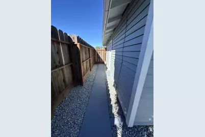 2160 Georgia Way, Turlock, CA 95382 - Photo 10