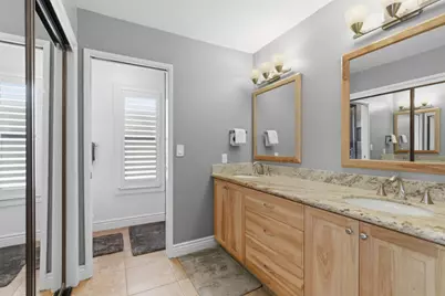 641 Lyndhurst Avenue, Roseville, CA 95678 - Photo 18