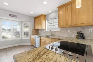 641 Lyndhurst Ave, Roseville, CA 95678 - Photo 12