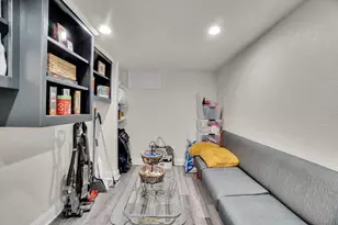 623 10th St, Davis, CA 95616 - Photo 36