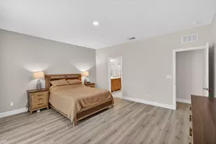 7605 Ferrell Way, Elk Grove, CA 95757 - Photo 32