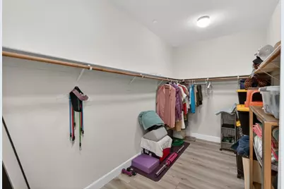 7605 Ferrell Way, Elk Grove, CA 95757 - Photo 38