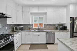 7605 Ferrell Way, Elk Grove, CA 95757 - Photo 18