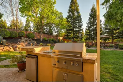 1665 Gallinger Court, Folsom, CA 95630 - Photo 70