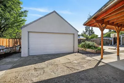 2308 Roanoke Avenue, Sacramento, CA 95838 - Photo 28
