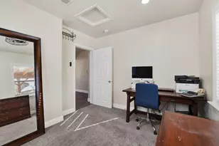 2308 Roanoke Ave, Sacramento, CA 95838 - Photo 18