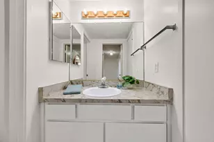 469 Glacier Dr, Martinez, CA 94553 - Photo 24