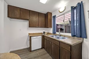 469 Glacier Dr, Martinez, CA 94553 - Photo 14