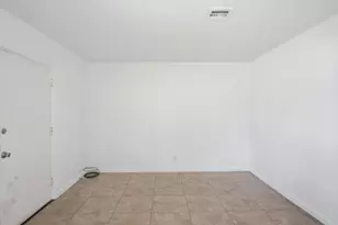 1102 Blair Ave, Modesto, CA 95350 - Photo 6