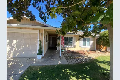 13163 Barnes Avenue, Waterford, CA 95386 - Photo 2