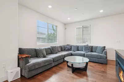 10520 Oboe Way, Elk Grove, CA 95757 - Photo 6