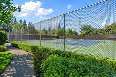 2126 University Park Drive, Sacramento, CA 95825 - Photo 52