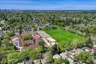 1381 54th St, Sacramento, CA 95819 - Photo 34