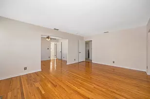 1381 54th St, Sacramento, CA 95819 - Photo 4