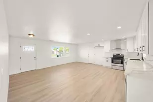 2504 48th Ave, Sacramento, CA 95822 - Photo 6