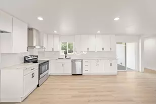 2504 48th Ave, Sacramento, CA 95822 - Photo 8